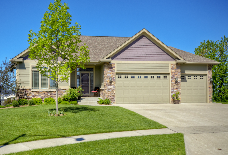 Des Moines Iowa's Highest Quality Custom Homes by DePhillips Construction